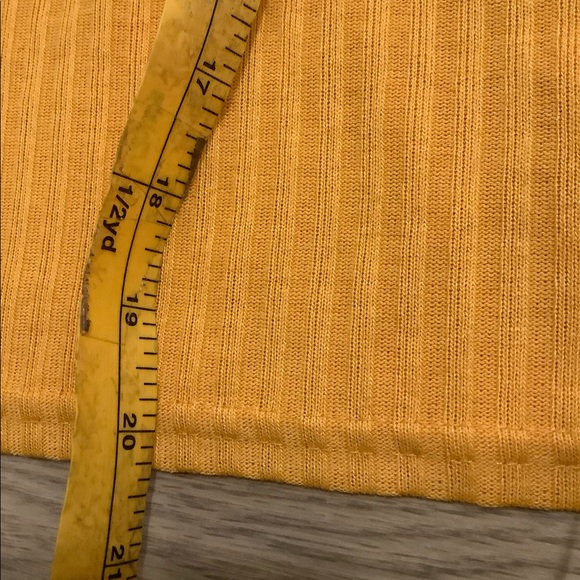 NWT H&M TURTLENECK SIZE LARGE❤️❤️❤️❤️ - Picture 5 of 6